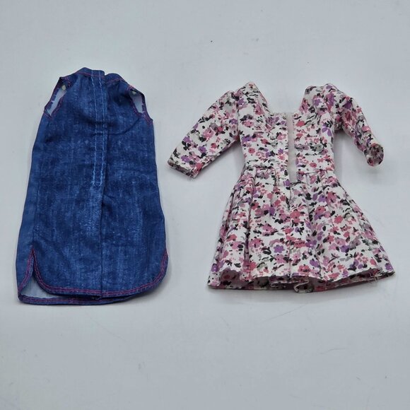 Barbie Career Outfit Fashion Pack: Musician Look Denim Dress & Floral Dress Set - Picture 5 of 7